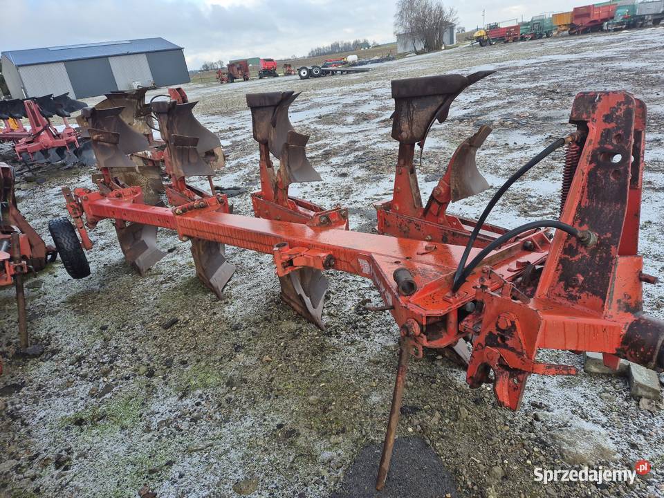 Pługi obrotowe Naud Gregoire Besson Kuhn lubelskie Okrzeja sprzedam