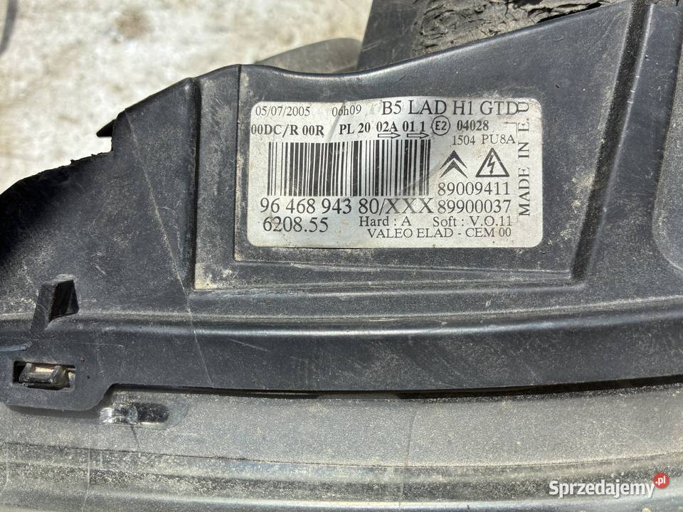 Lampa Lewa Przód Citroen C4 Xsenon osobowe lubelskie Wisznice sprzedam