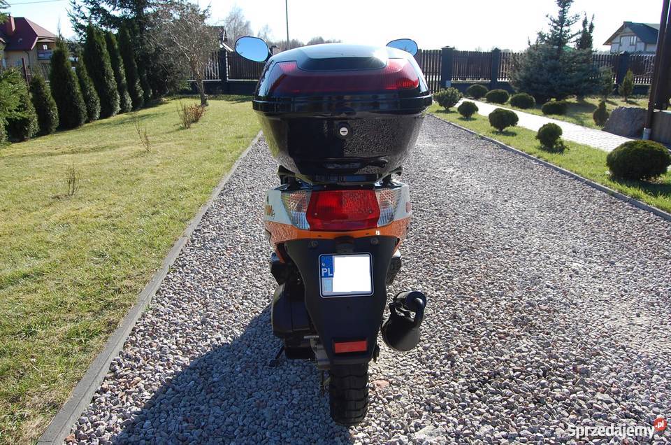 Skuter ZIPP QUANTUM RS 50 2T 50cm3 Pogorzel