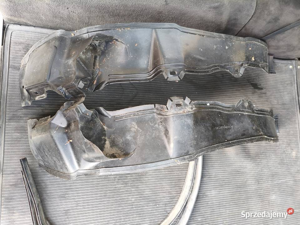 Mercedes 190 W201 nadkole pod błotnik przedni Skarżysko-Kamienna