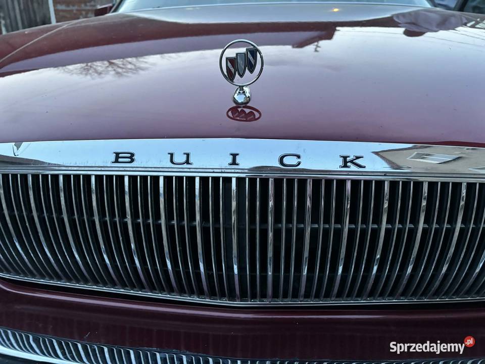 Buick Park Avenue zarejestrowany jako pojazd 173KM