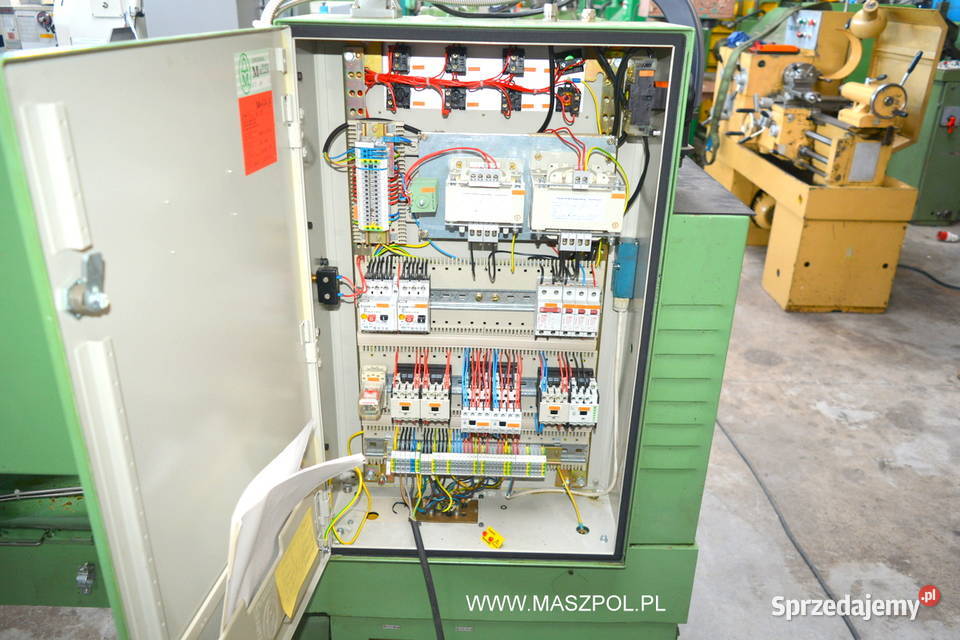 Tokarka uniwersalna TUM 35 D1 x 1000 FAMOT Głowno