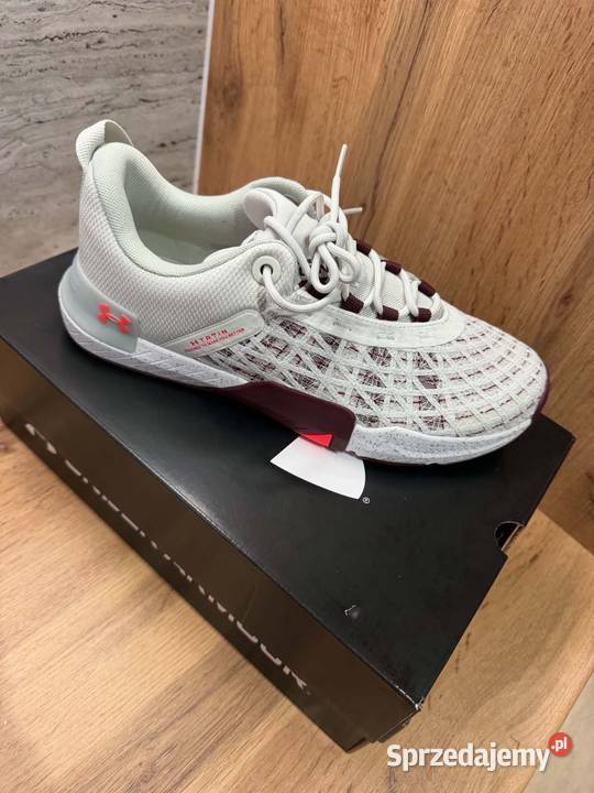 Under Armour TriBase Reign 5 445