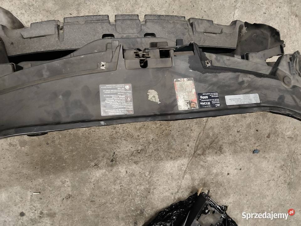 Pas przedni Volkswagen Passat B6 Żory