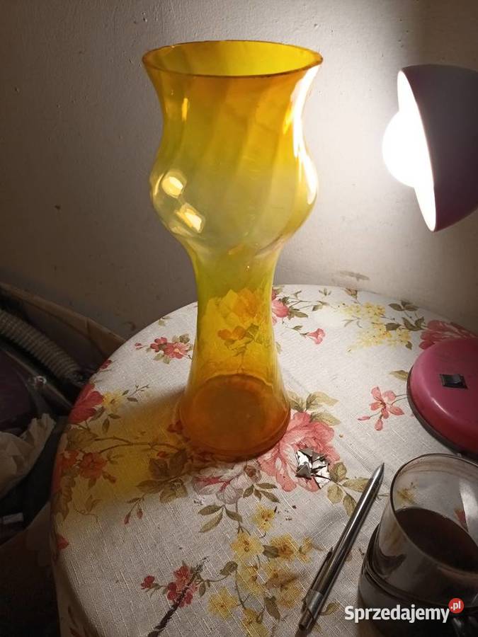 Wazon artystyczny że szkła Bielsko-Biała