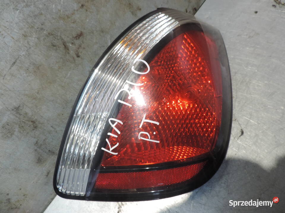 KIA RIO 2 HB LAMPA PRAWY TYŁ osobowe Nowy Sącz
