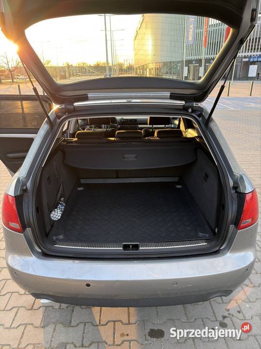 Samochód Audi A4 B7 2006 25 TDI 163 BDG przebieg wielofunkcyjna kierownica Płock
