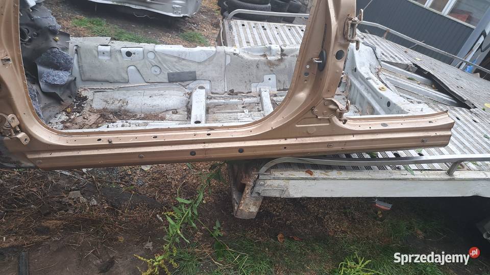 Próg z słupkiem Lexus LS400 UCF10 93r Stan Częstochowa