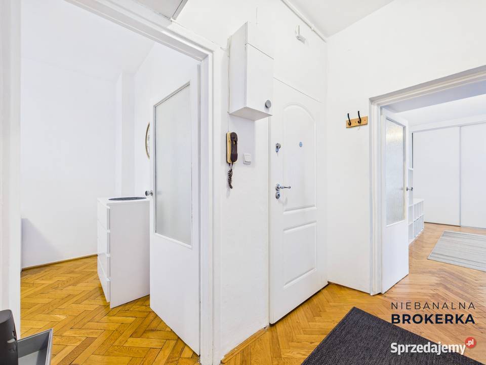 Modern Kamienica 52m ponad 3m Wys Metro piwnica