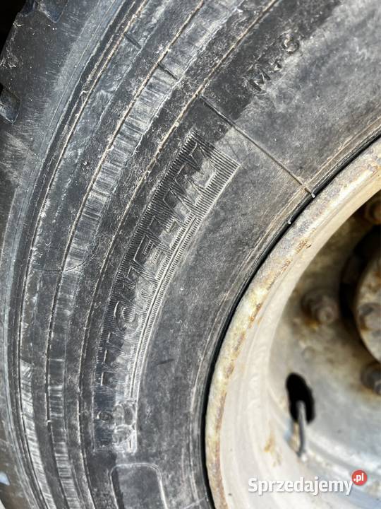 Pomoc drogowa autolaweta laweta Mercedes Atego