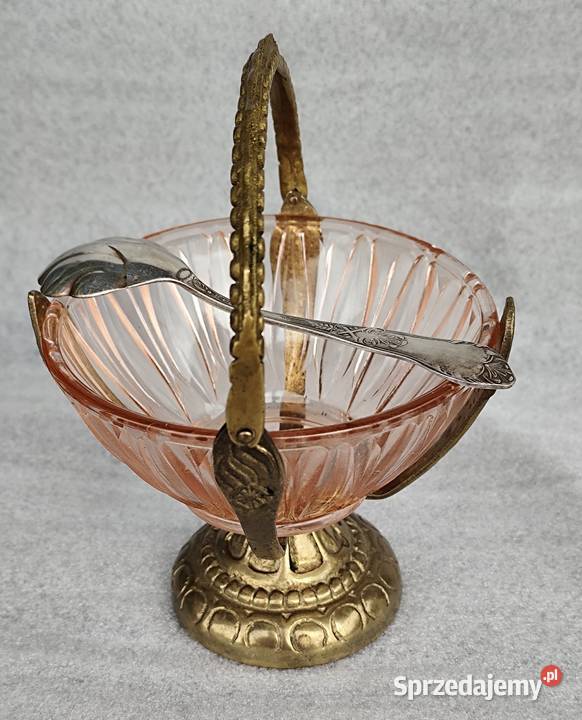 Mosiężna cukiernica z rozalinowym szklanym Sosnowiec