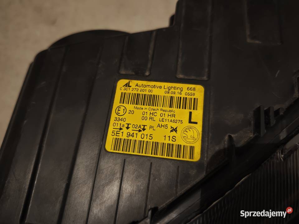 Lampa L Skoda Octavia III 5E warmińsko-mazurskie Ełk