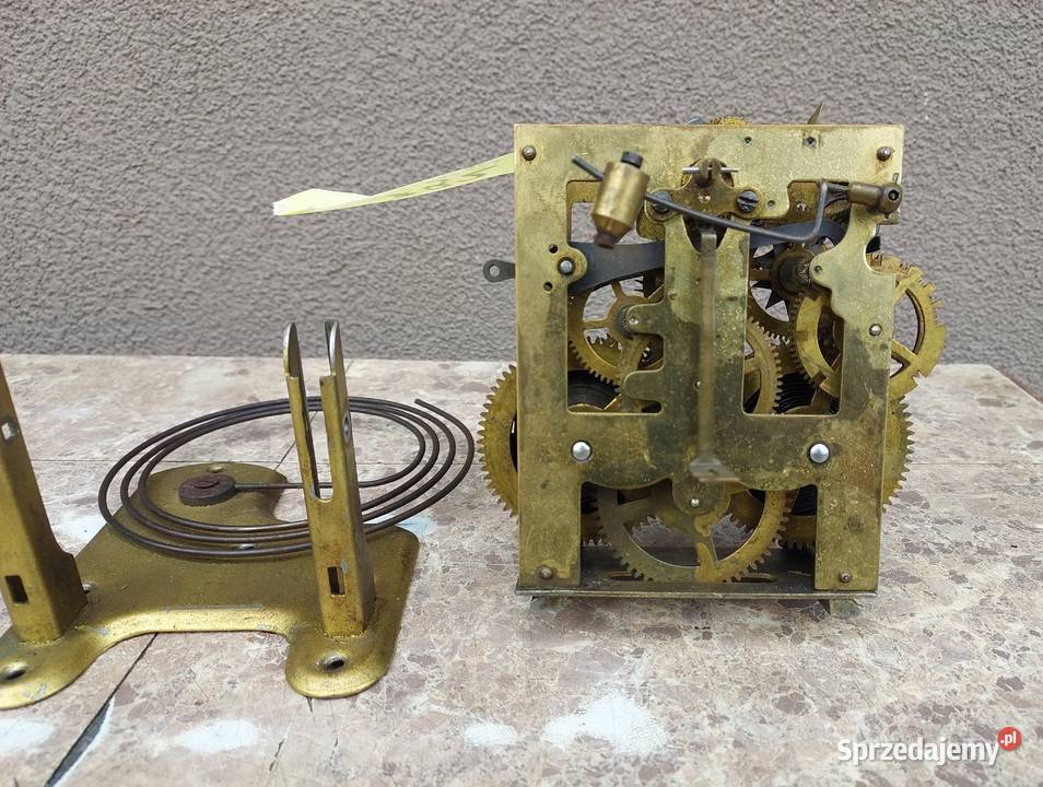 792 Mechanizm starego zegara ściennego Junghans pomorskie