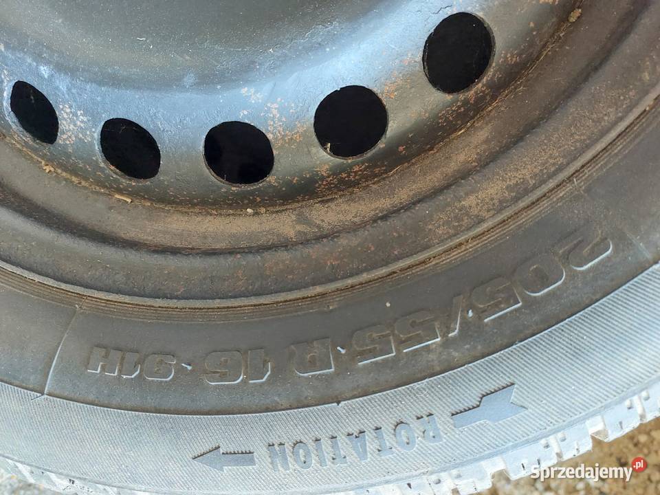 Koła zimowe Ford Focus Mondeo C Volvo V50 S40 Mieronice sprzedam
