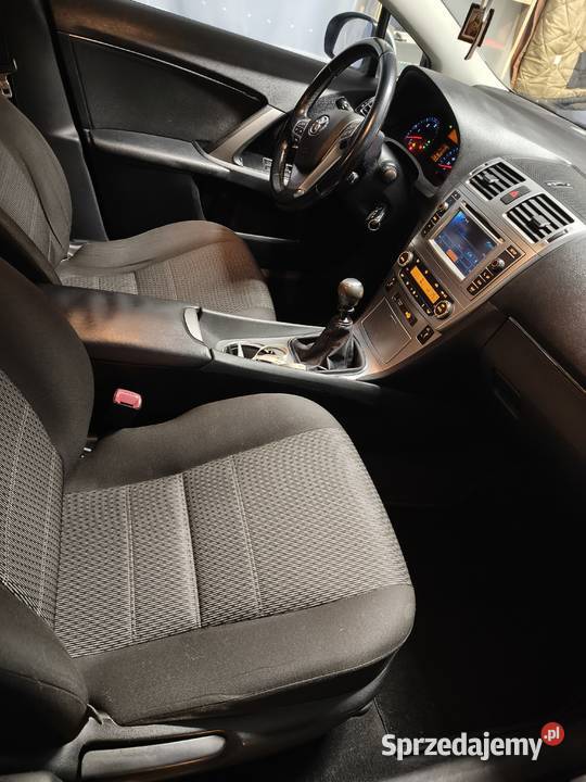 Sprzedam Toyota Avensis III 20 D4D światła do jazdy dziennej Radom