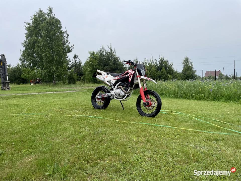 Sprzedam Husqvarna SMR 125 4T Kłobuck
