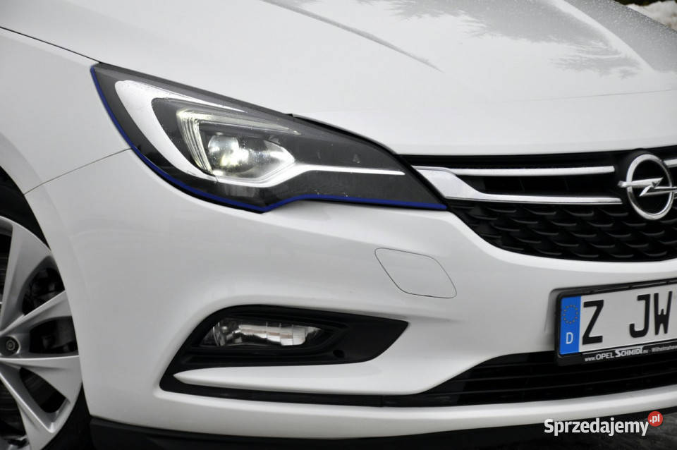 Opel Astra 16T20052RadarNaviFull LedAsys garażowany Ostrów Mazowiecka