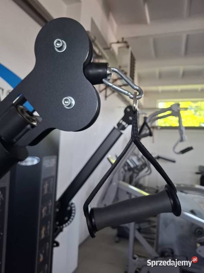 Wyciąg wielofunkcyjny dwuramienny RE8046 Wałcz