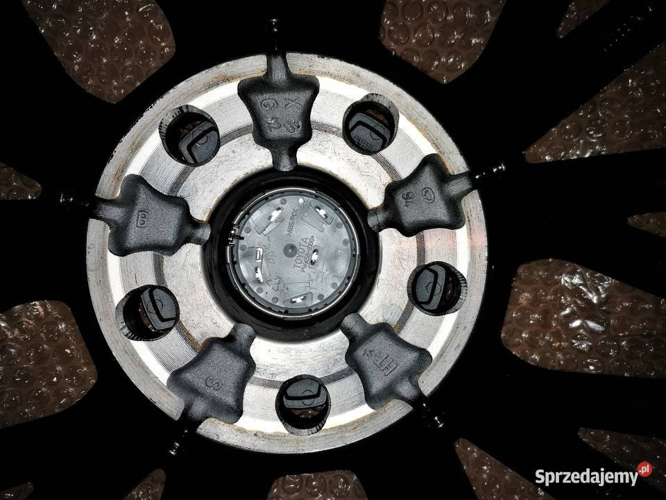 OKAZJA Sprzedam 4 nowe i aluminiowe felgi 18 małopolskie Tarnów