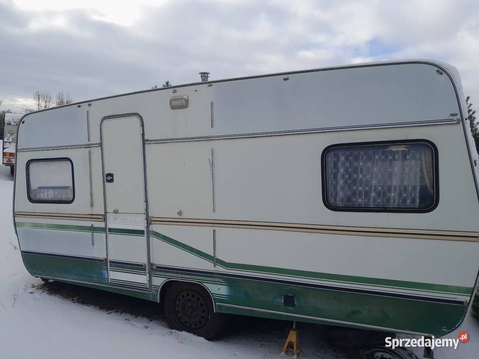 Przyczepa kempingowa z przeznaczeniem na działkę 1