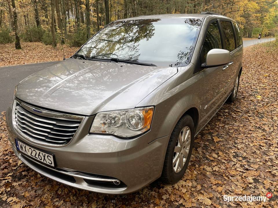 Chrysler Town Country Chrysler Town Country 2016 klimatyzacja Warszawa