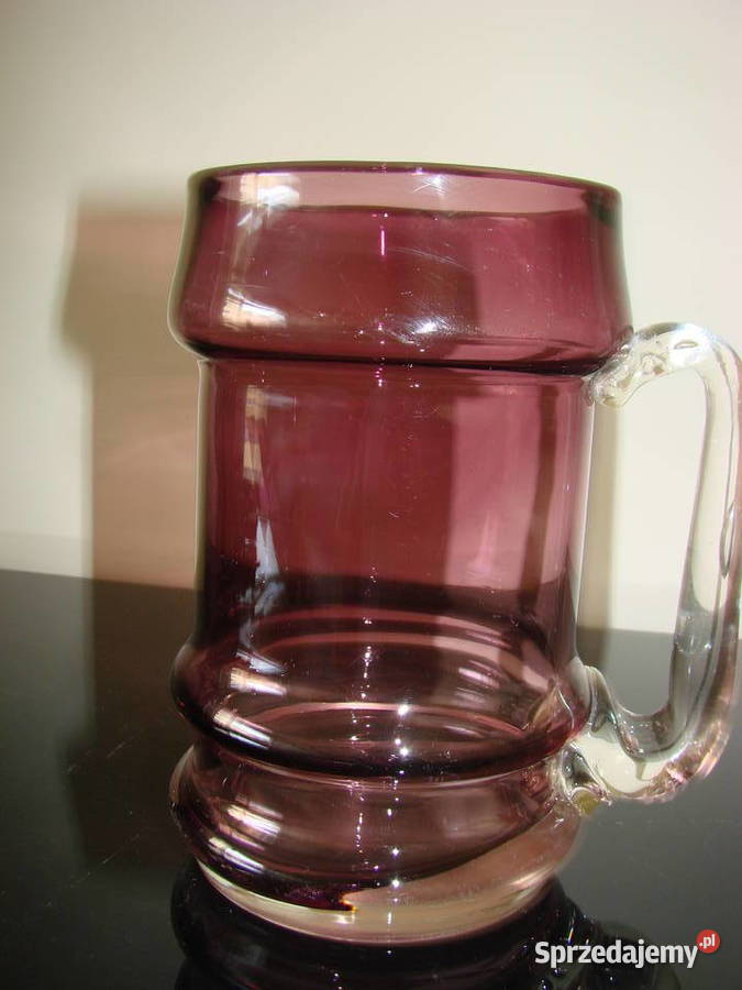 kufel czerwone szkło