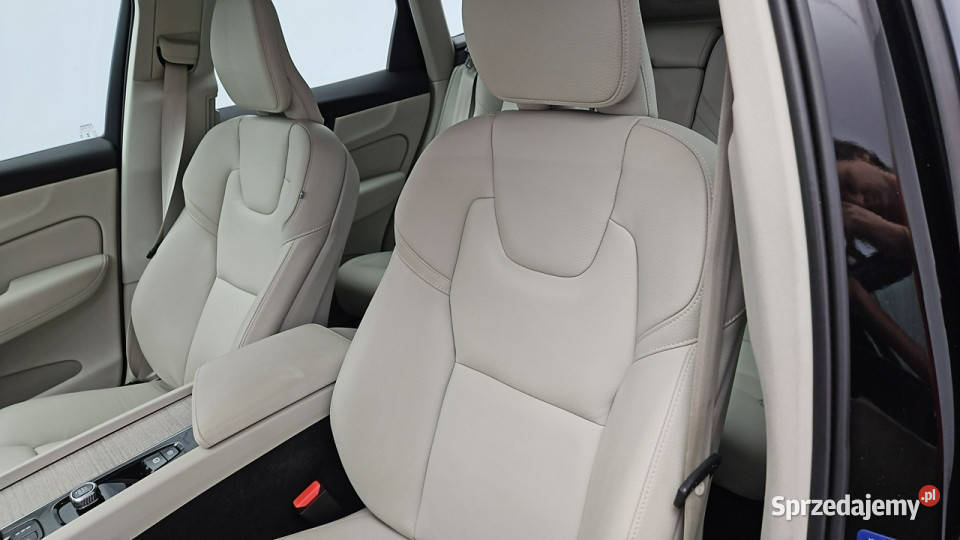 Volvo XC 60 B4 B Plus Dark aut Z Polskiego Warszawa