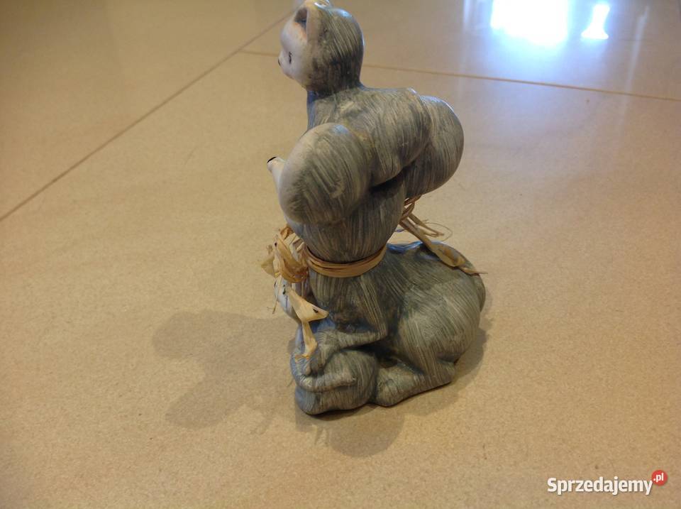 Myszka z Kotkami Figurka ceramiczna odcienie szarości lubuskie Nowa Sól