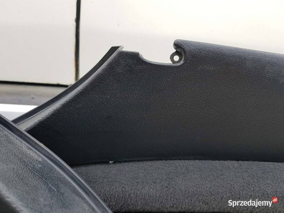 Tapicerka boczki bagażnika Audi A4 B5 Avant Tapicerki samochodowe opolskie Grodków