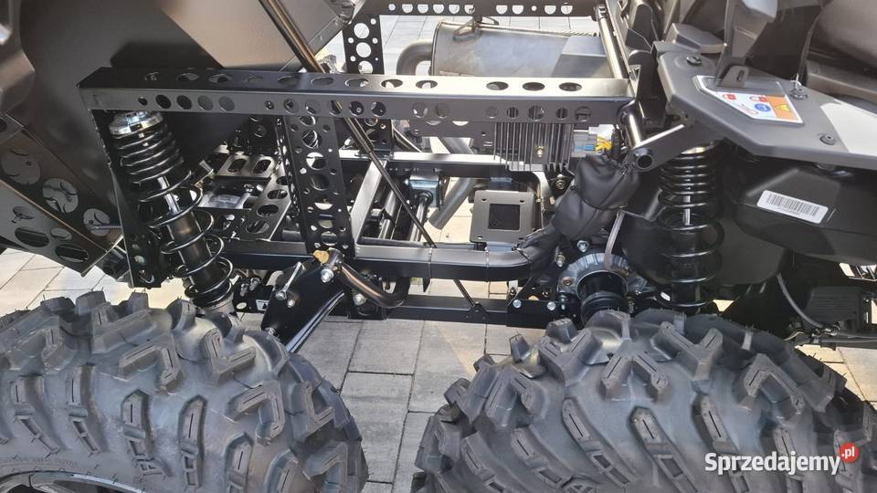 Quad BRP CANAM Outlander 6x6 650 T2b 2024r model kupiony w polskim salonie Nowy Sącz