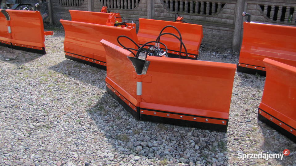 Pług do śniegu V strzałka Kubota Yanmar Iseki Węgrów