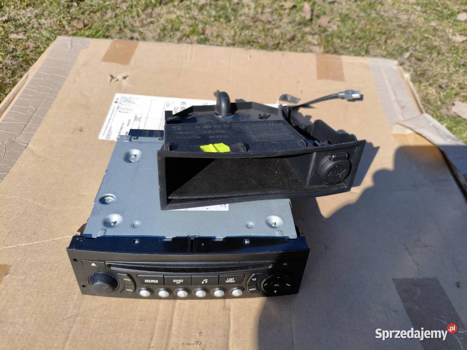 radio samochodowe pleczka i gniazdem usb z Rok produkcji 2014 Kraków sprzedam