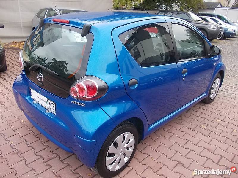 Do sprzedania Toyota Aygo I niebieski Kraków
