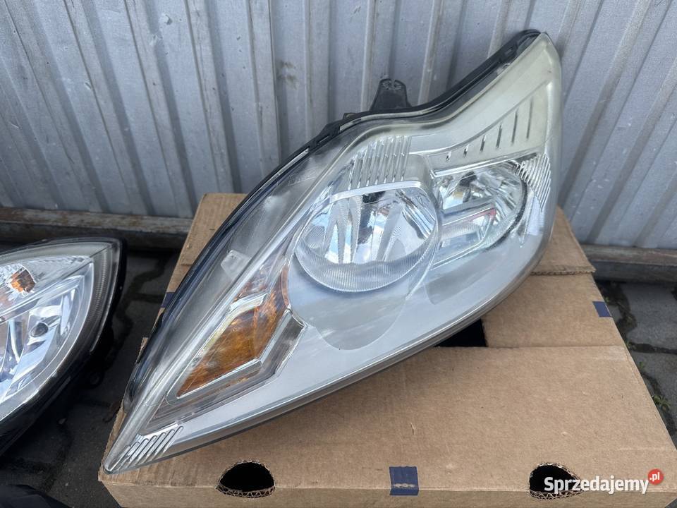 Lampa przednia lewa Ford Focus MK2 8M5113W030AD Wieluń