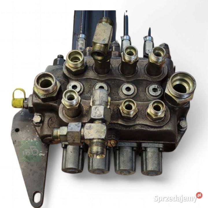 Rozdzielacz hydrauliczny Skrzynia Biegów 272894 Wilkowo