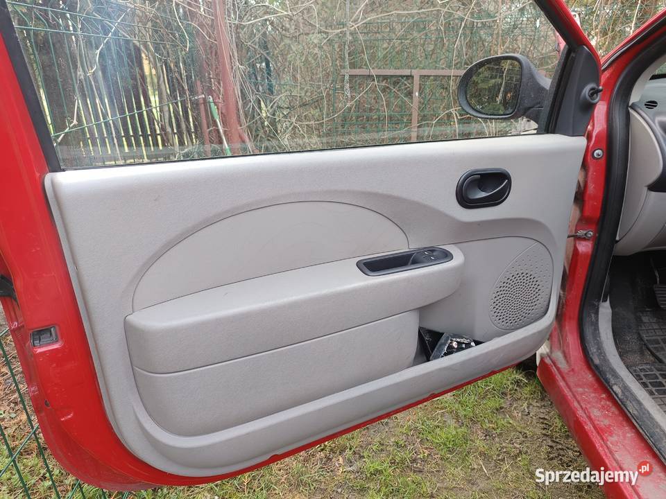 Klapa bagaznika Renault Twingo 2010r kod lak