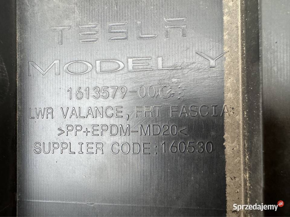 Płyta osłona pod zderzak przód tesla Y Rok produkcji 2020 Międzychód