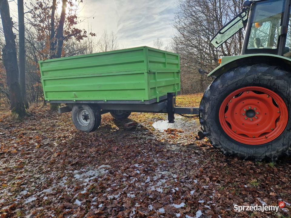 Przyczepa jednoosiowa wywrotka do tyłu nieuszkodzony