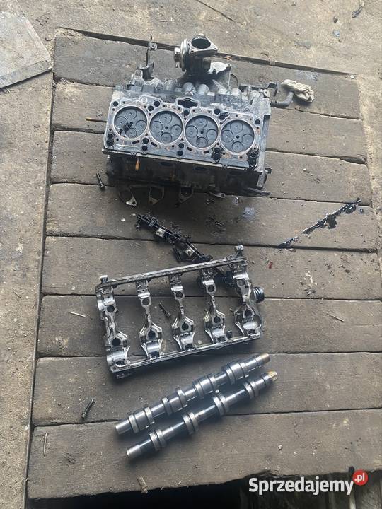 Głowica silnika 20 tdi 16v BKP passat b6 Raszewo Dworskie