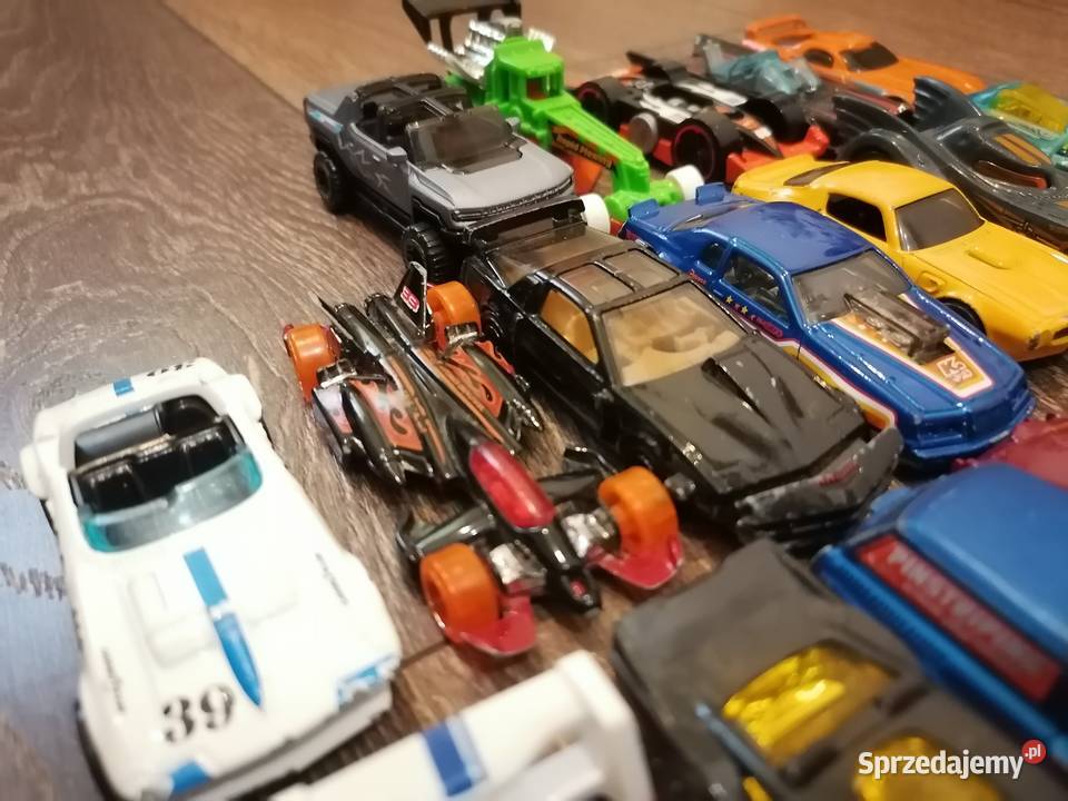 Zabawkowe Autka Hot Wheels 18 sztuk Wrocław sprzedam