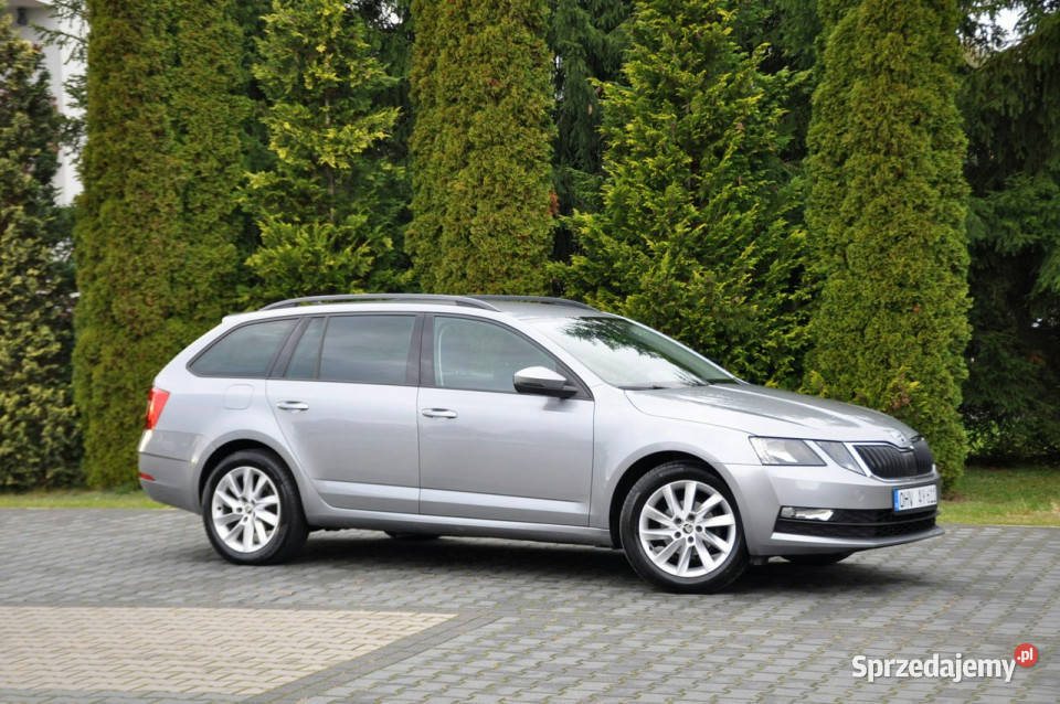 koda Octavia 16TDI115LedRadarNaviWelurRelingI światła do jazdy dziennej Ostrów Mazowiecka