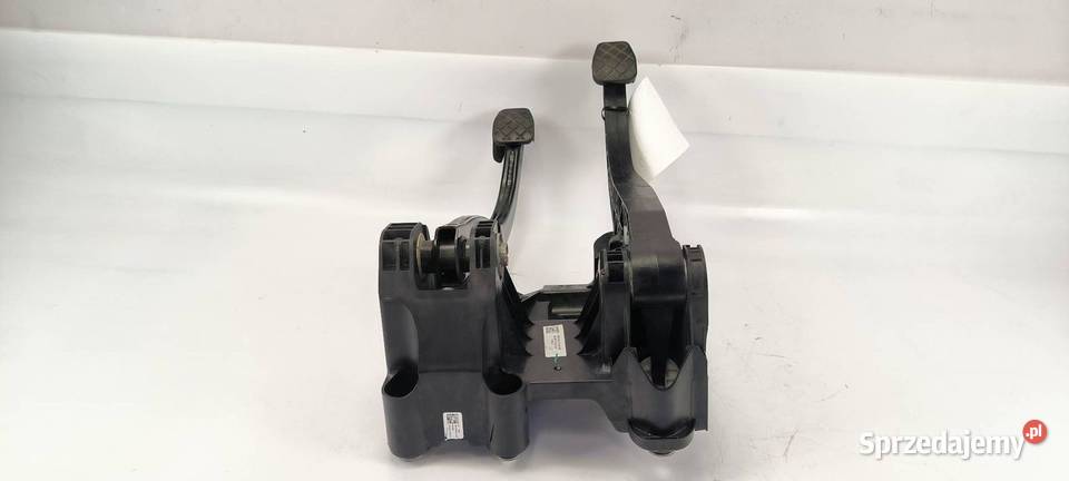 PEDAŁ VOLKSWAGEN CRAFTER II 7C 2N172103102S Lipno