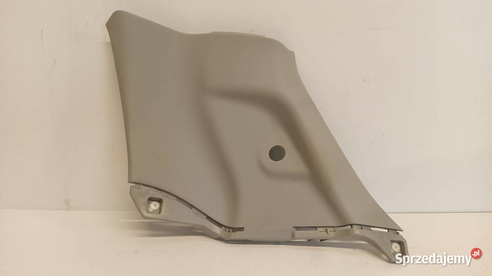 SWIFT MK8 OSŁONA SŁUPKA PRAWY TYŁ 7625052R00