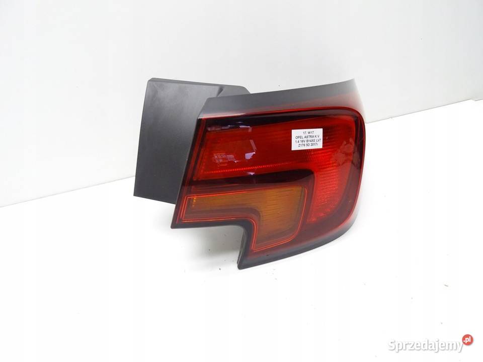 LAMPA PRAWA PRAWY TYŁ TYLNA W BŁOTNIK OPEL ASTRA Lampy tylne