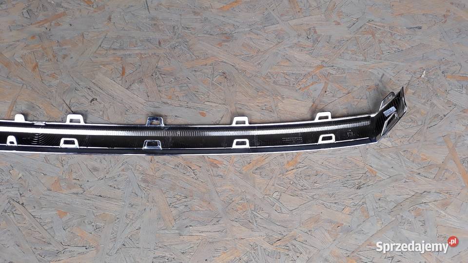 VW CRAFTER II LISTWA CHROM ZDERZAKA PRZÓD Zatom Stary