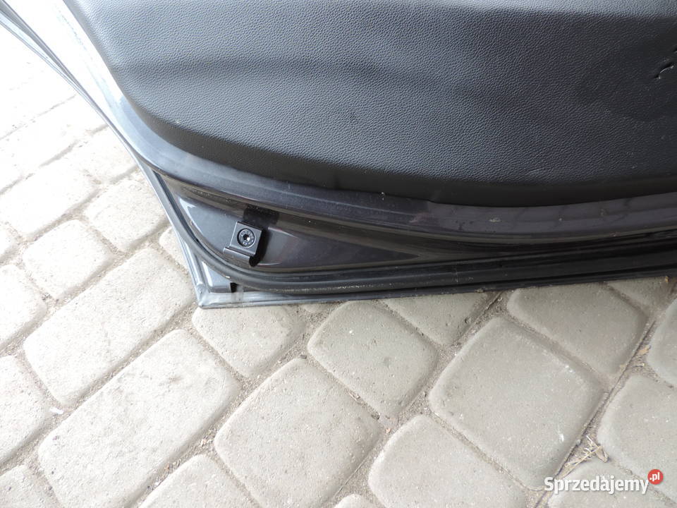 DRZWI LEWE TYLNE TYŁ BMW E91 Sparkling Graphite osobowe Drzwi Nowy Sącz