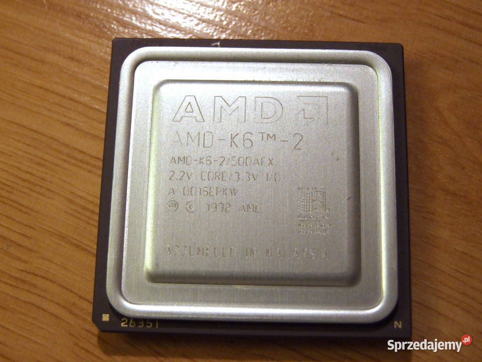 Procesor AMD K6 2500 AFX 22v core 33v IO 1998