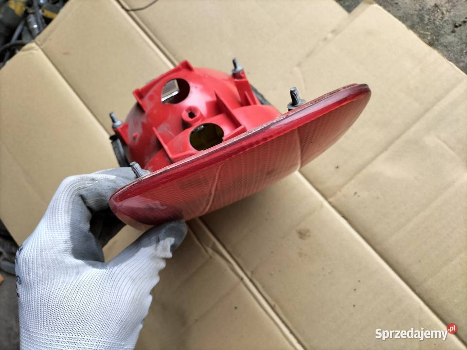 AUDI A6C4 A6 C4 SEDAN LAMPA TYŁ TYLNA PRAWA Oświetlenie sprzedam