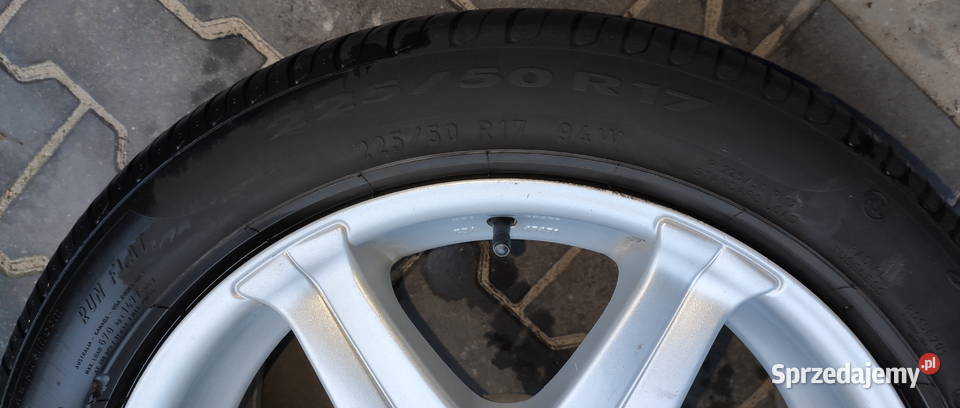 Zimowe koła BMW E60 opony 22550R17 Zwoleń