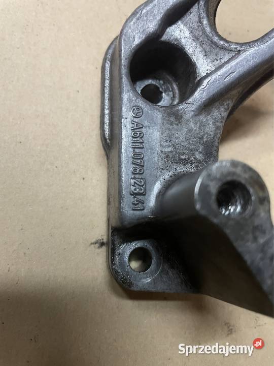 łapa mocowanie listwy A6110782341 mercedes c blok silnika Szczecin